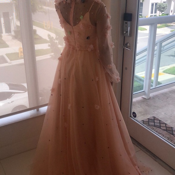 Pink floral gown🌺 - Picture 2 of 8